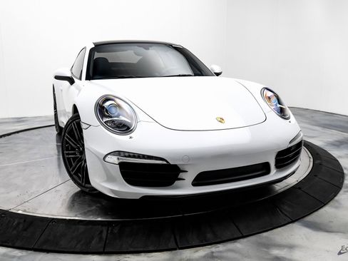 Used 2015 Porsche 911 Carrera image 20