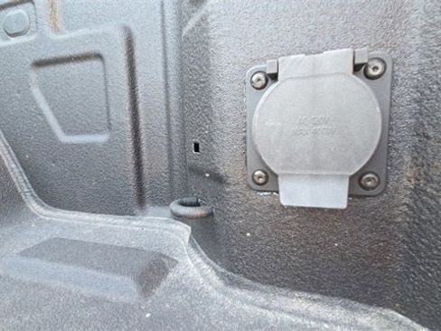 Used 2024 GMC Sierra 1500 SLT w/ SLT Premium Plus Package image 26