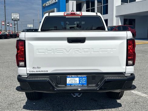 New 2026 Chevrolet Colorado W/T image 23