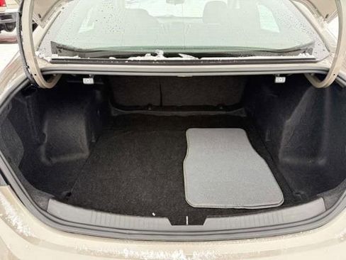 Used 2024 Chevrolet Malibu LT image 9