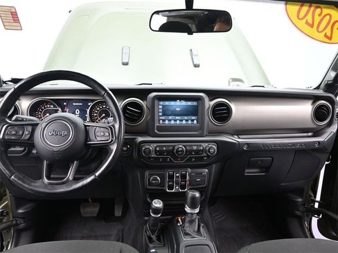 Used 2020 Jeep Wrangler Unlimited Willys image 31