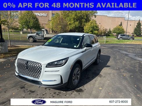 New 2025 Lincoln Corsair AWD w/ Rear Removable Package Tray image 10