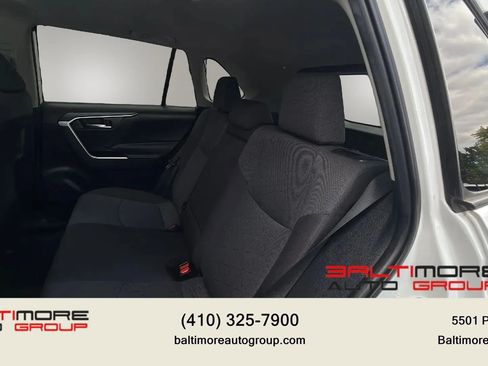 Used 2022 Toyota RAV4 XLE w/ Convenience Package FWD image 29