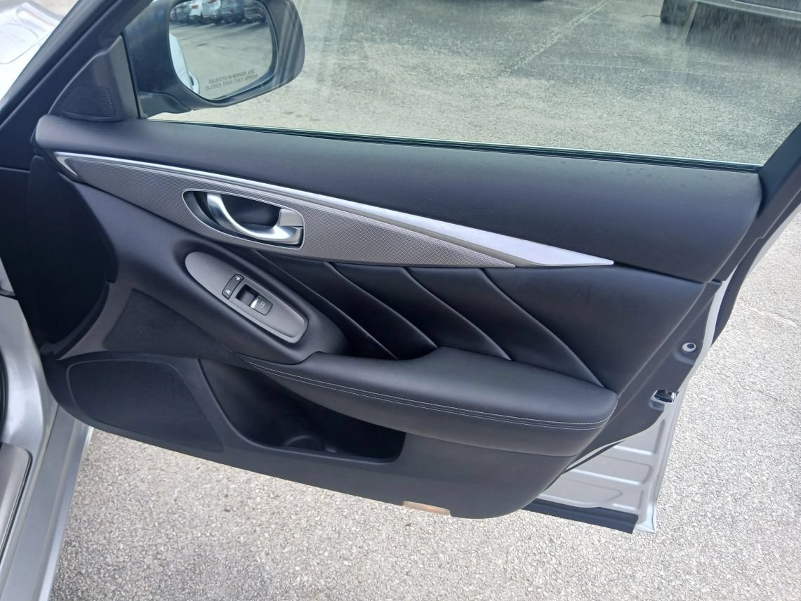 Used 2014 INFINITI Q50 Premium w/ Spare Tire Package RWD image 23