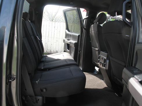 Used 2019 Ford F150 XLT w/ Equipment Group 302A Luxury AWD/4WD image 39