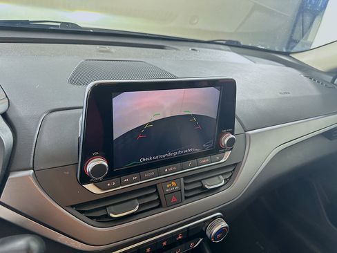 Used 2024 Nissan Altima 2.5 SR image 21