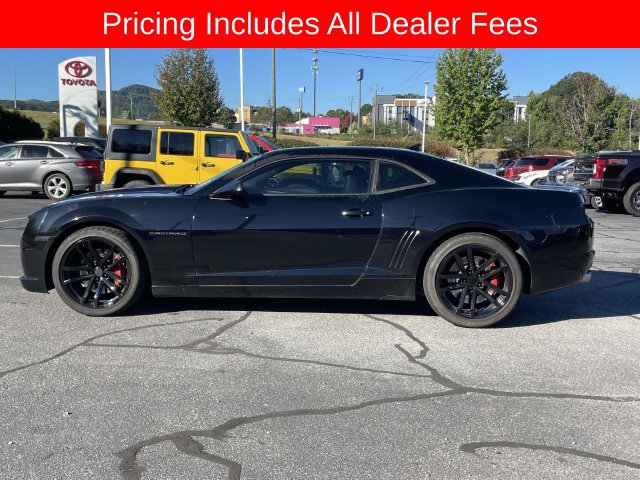 Used 2013 Chevrolet Camaro SS w/ RS Package RWD image 2