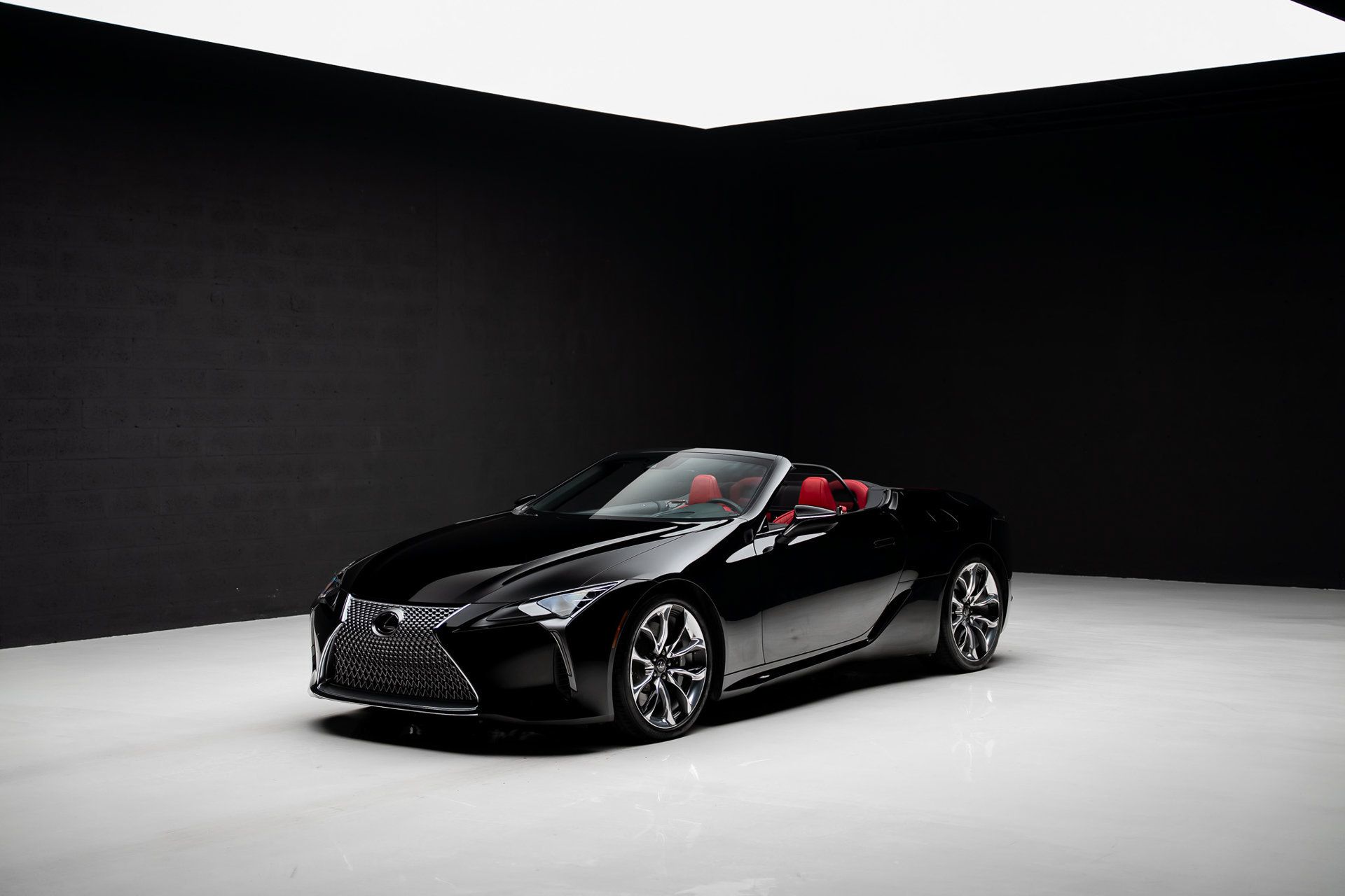 Used 2021 Lexus LC 500 Convertible w/ Touring Package RWD image 6
