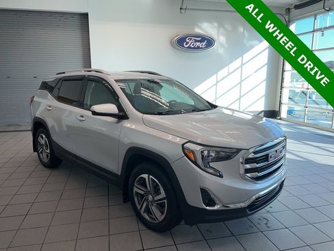 Used 2020 GMC Terrain SLT w/ Preferred Package image 1