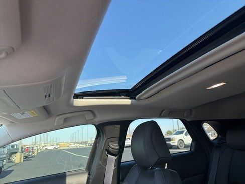 Used 2023 MAZDA CX-30 AWD 2.5 S w/ Premium Package image 6