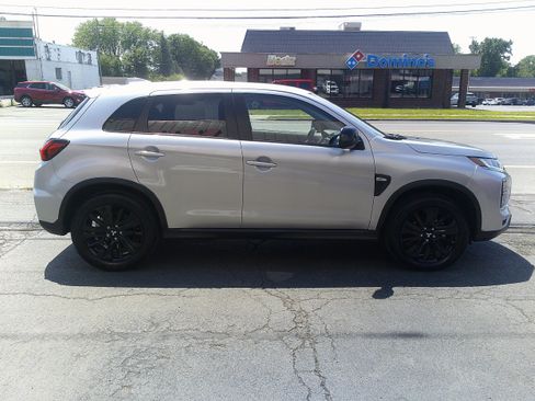 Used 2025 Mitsubishi Outlander Sport AWD image 6