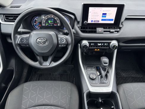 Used 2023 Toyota RAV4 XLE image 3