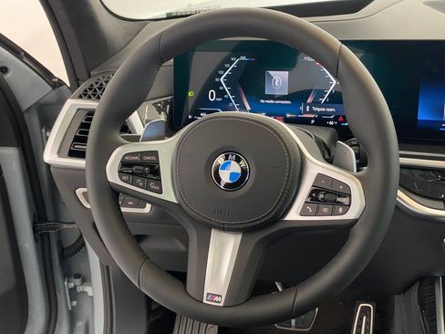 New 2026 BMW X7 xDrive40i w/ M Sport Package image 16