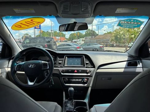 Used 2019 Hyundai Sonata SE FWD image 27