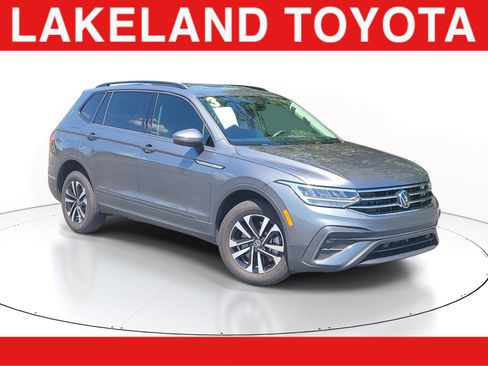 Used 2023 Volkswagen Tiguan S FWD image 1