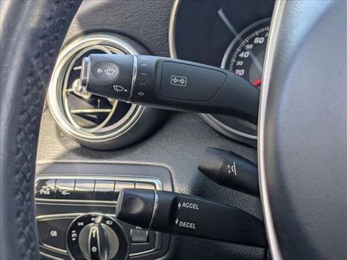 Used 2015 Mercedes-Benz C 300 4MATIC Sedan image 12