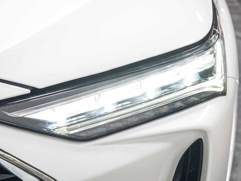 Used 2023 Acura MDX FWD w/ Technology Package image 8