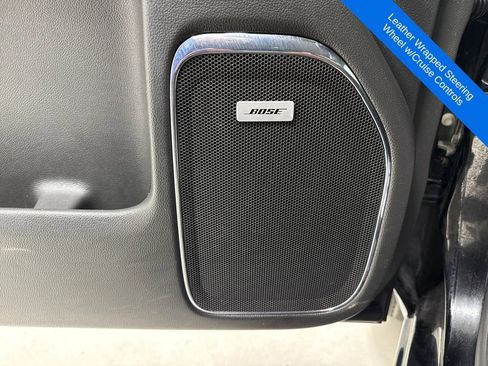 Used 2017 GMC Sierra 1500 SLT w/ SLT Premium Package image 16