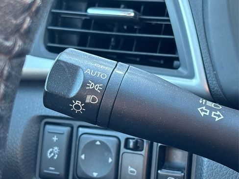 Used 2019 Nissan Sentra SV image 24