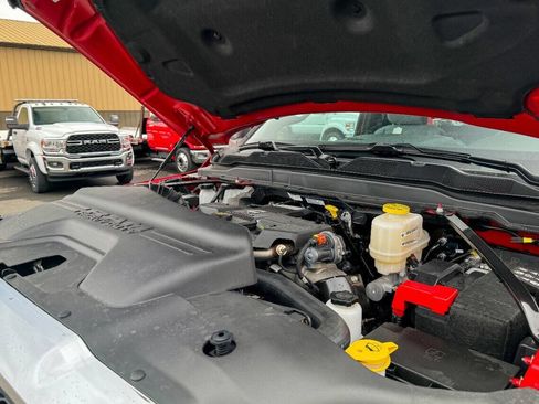 Used 2024 RAM 5500 SLT w/ Quick Order Package 2YG SLT image 46