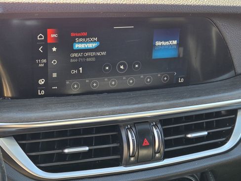 Used 2022 Alfa Romeo Stelvio Ti image 18