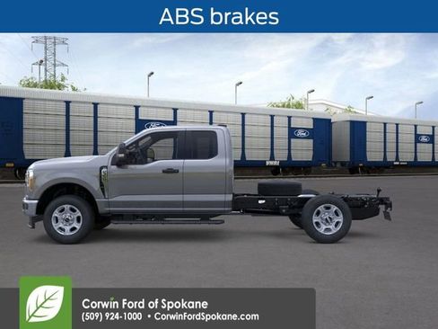 New 2026 Ford F350 XLT image 5