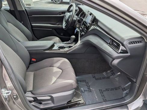 Used 2024 Toyota Camry LE FWD image 5