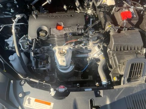 Used 2025 Honda HR-V Sport image 30