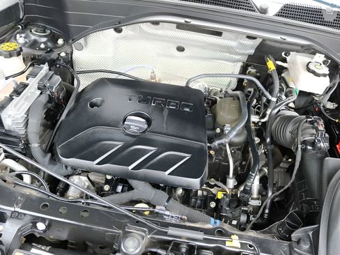 Used 2022 Chevrolet TrailBlazer RS FWD image 9