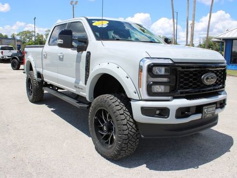 Used 2025 Ford F250 Lariat w/ Black Appearance Package AWD/4WD image 16