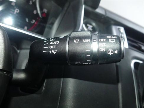 Used 2019 Land Rover Range Rover Sport HST AWD/4WD image 35