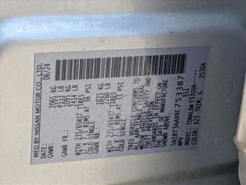 Used 2024 Nissan Rogue S FWD image 20