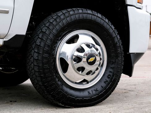 Used 2019 Chevrolet Silverado 3500 LTZ w/ Duramax Plus Package image 50