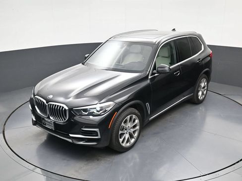 Used 2022 BMW X5 xDrive40i w/ Premium Package AWD/4WD image 27