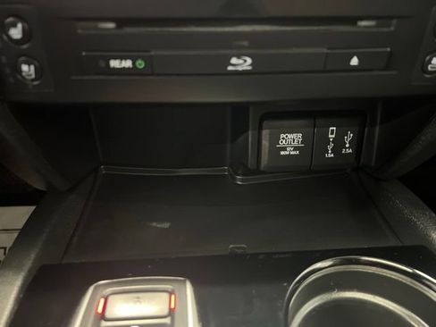 Used 2017 Honda Pilot Elite image 25