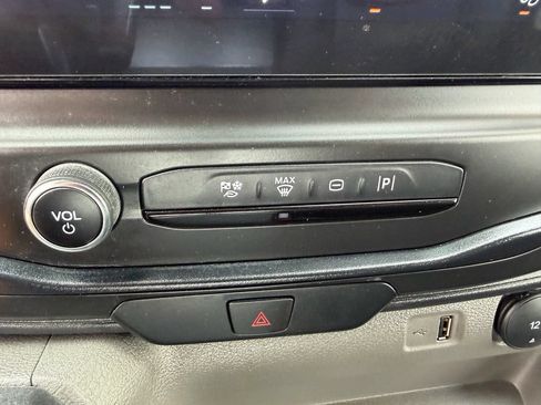 Used 2026 Ford Transit 250 148 Medium Roof RWD image 23