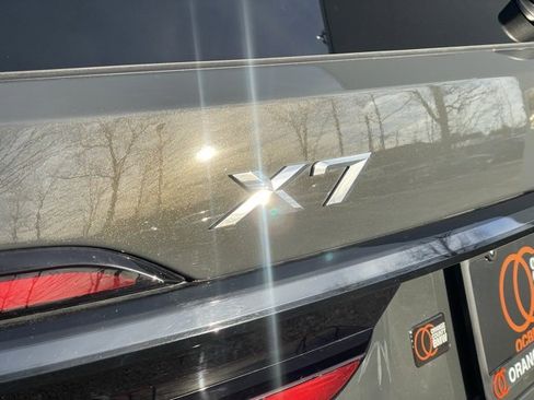 Certified 2024 BMW X7 xDrive40i w/ M Sport Package image 31