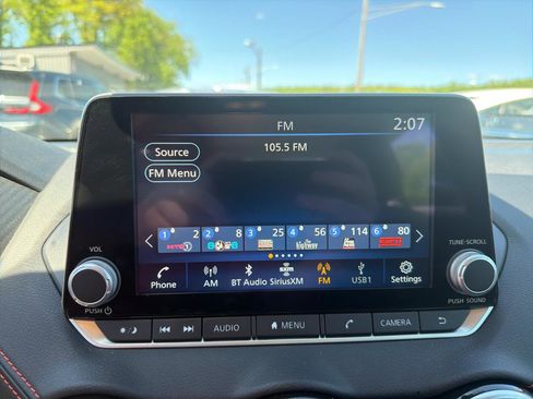 Used 2024 Nissan Sentra SR FWD image 26