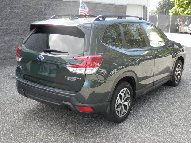 Used 2023 Subaru Forester Premium AWD/4WD image 8