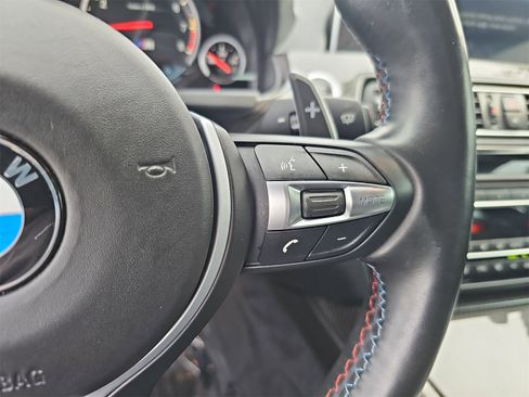 Used 2016 BMW M6 Coupe image 18