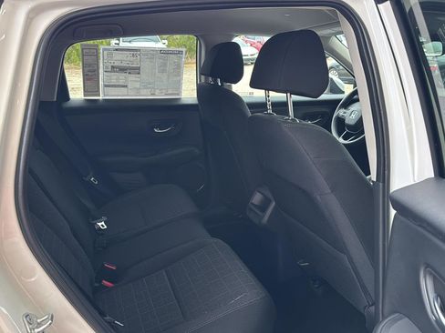 New 2026 Honda HR-V LX image 11