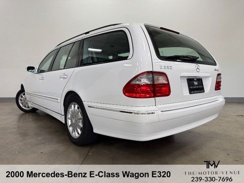 Used 2000 Mercedes-Benz E 320 4MATIC Wagon image 6