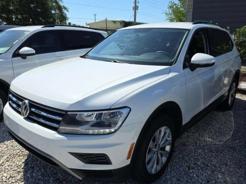 Used 2019 Volkswagen Tiguan S w/ Driver Assistance Package AWD/4WD image 16