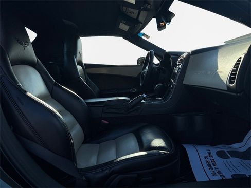 Used 2008 Chevrolet Corvette Base w/ Preferred Equipment Group image 26