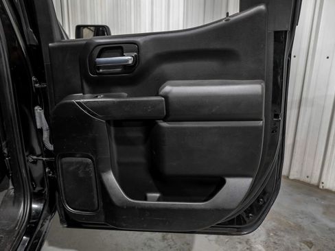 Used 2021 Chevrolet Silverado 1500 Custom image 44
