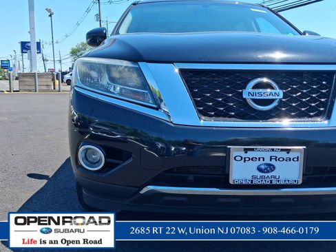 Used 2014 Nissan Pathfinder SL w/ SL Premium Package AWD/4WD image 9