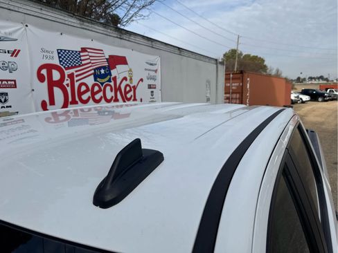 Used 2024 Chevrolet Silverado 1500 Custom image 16