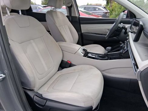 Used 2025 Hyundai Tucson SEL FWD image 16