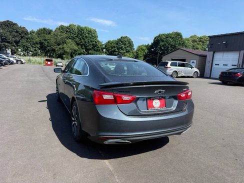 Used 2021 Chevrolet Malibu RS FWD image 9