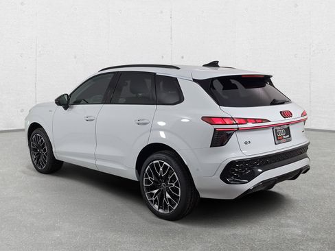 New 2026 Audi Q3 quattro 2.0T AWD/4WD image 4